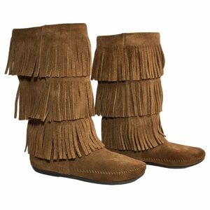 MINNETONKA 3 Layer Fringe Boots Brown Suede